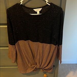 Market & Spruce Black and Brown Two-Tone Knot Front Top